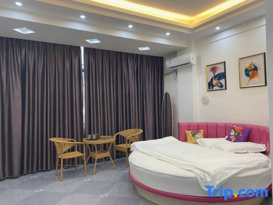 Madrigal hotel 89