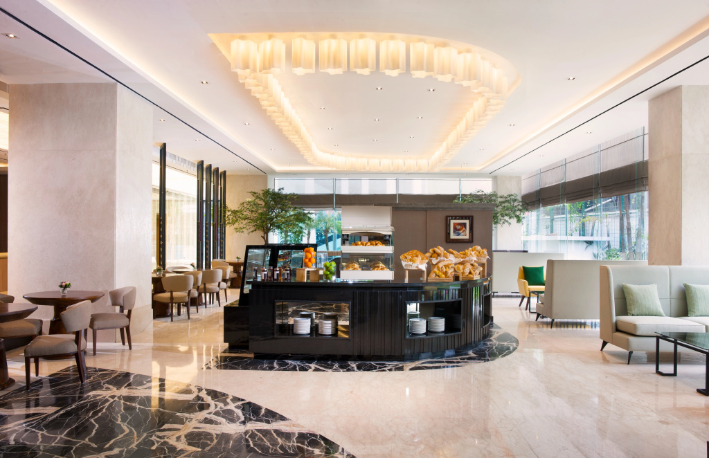 Lobby & Reception