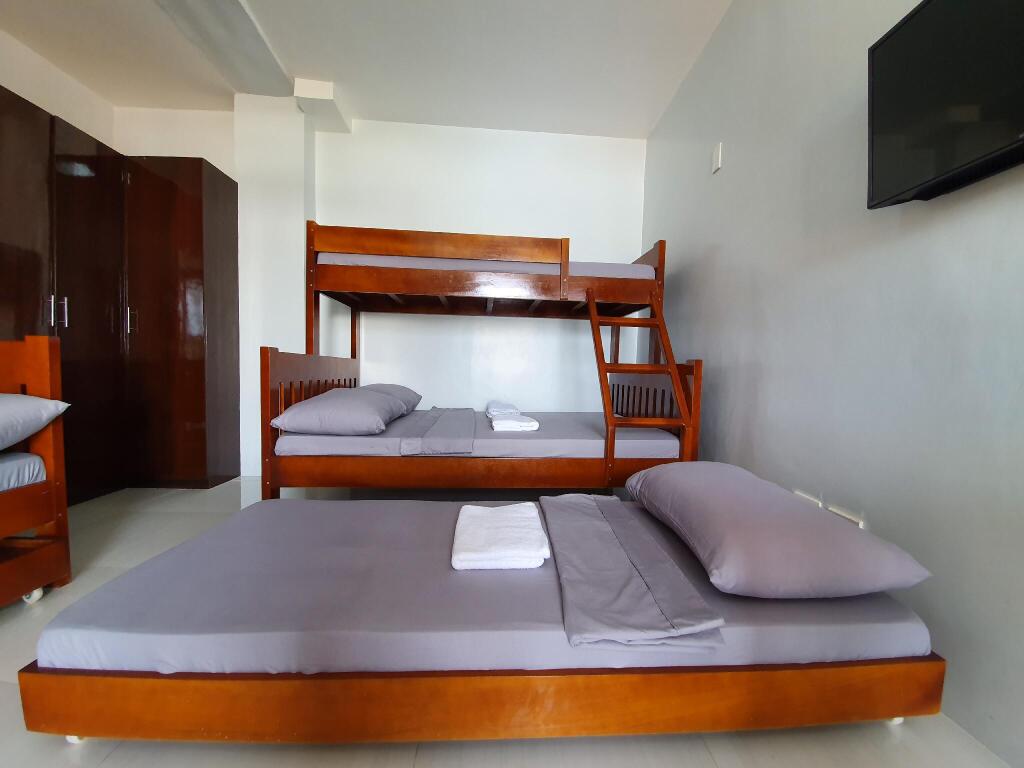 Lufian Dormitel Backpackers Inn