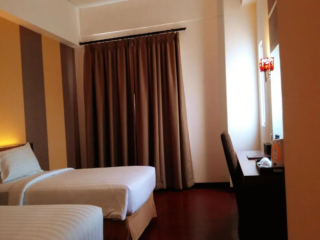 Hotel Grand Imawan - Chambres