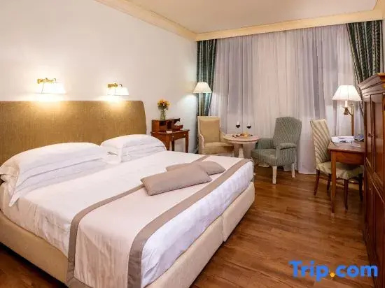 Classic room