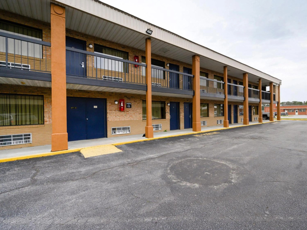Image 18