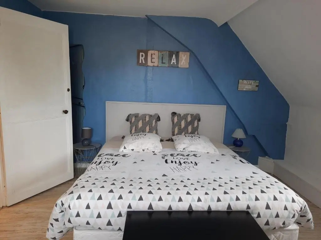 Standard Double room with garden view (full double bed)