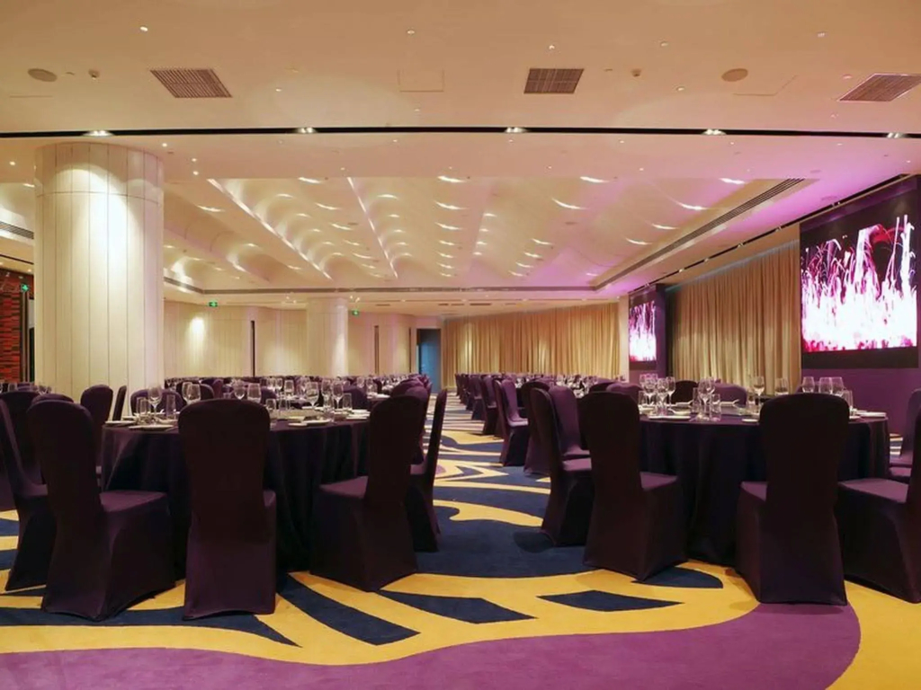 ONEHOME Art Hotel Shanghai - фото 21