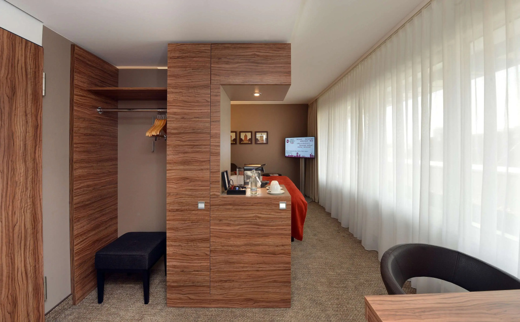 Standard Double room (full double bed)