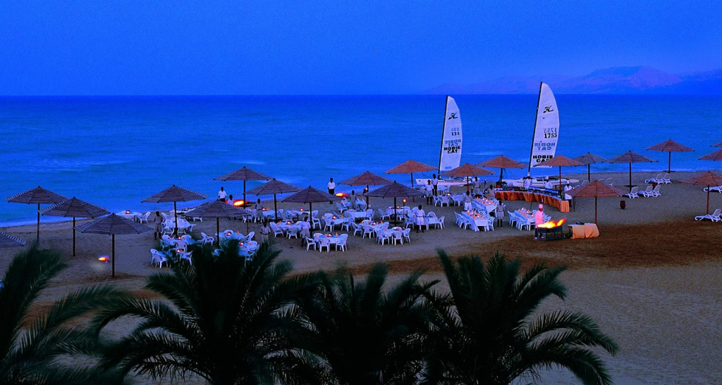 Beach & Waterfront