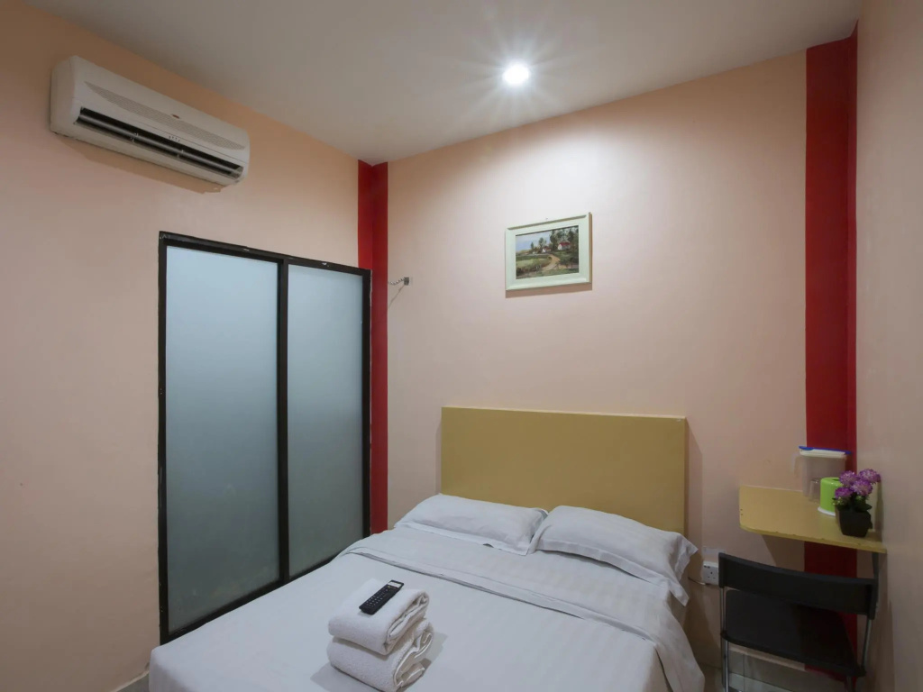 Отель Hotel Zamburger Sri Petaling в Куала-Лумпуре