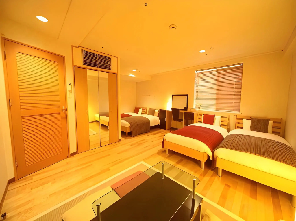 Отель Seaside Hotel Twins Momochi в Фукуоке