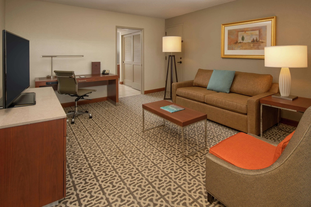Lobby & Reception