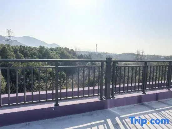 7717 · Lumina · Designer‑Curated Vacation Home with 180° Mountain View (Yongquan Resort)