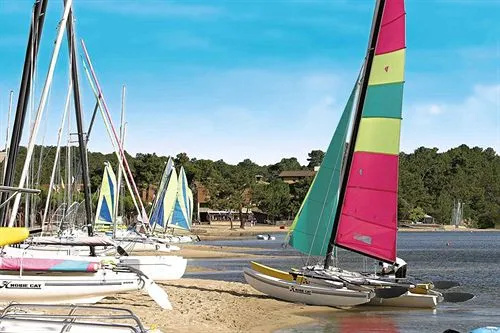 Beach & Waterfront