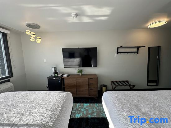 Classic Quadruple room