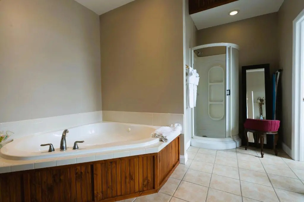 1 Bedroom Suite with balcony