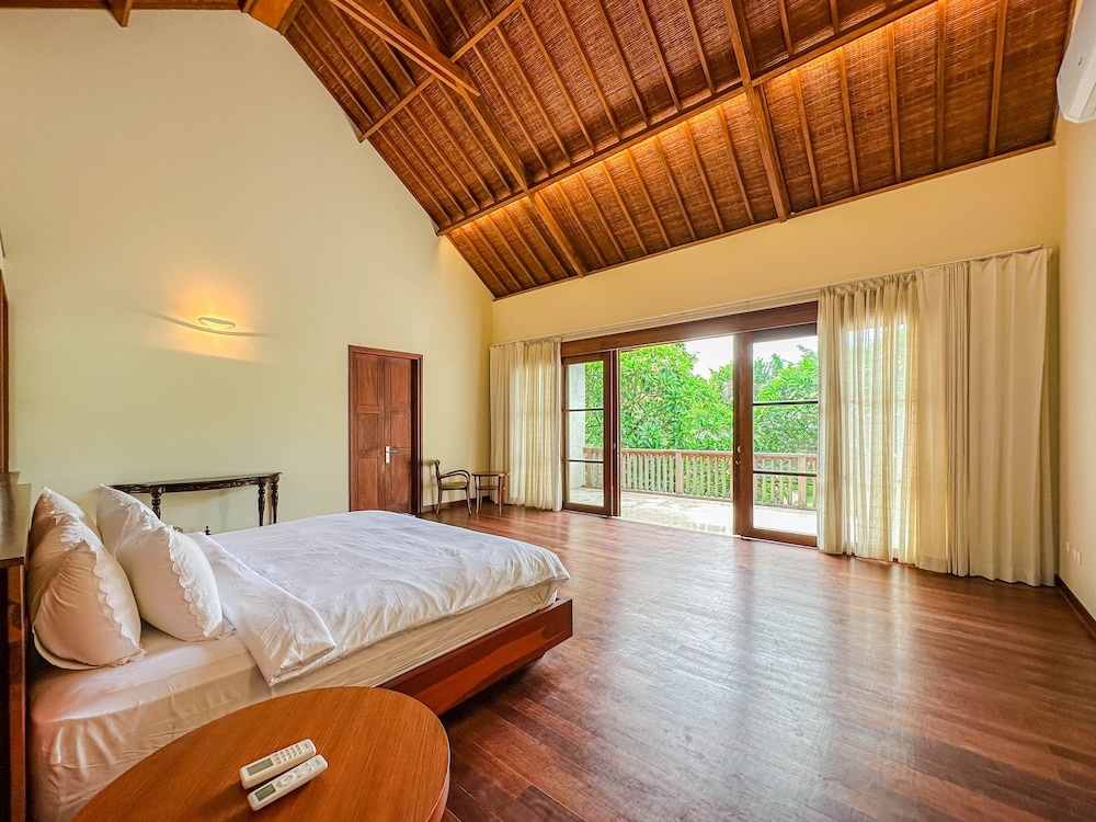 Princessa Villa — 2