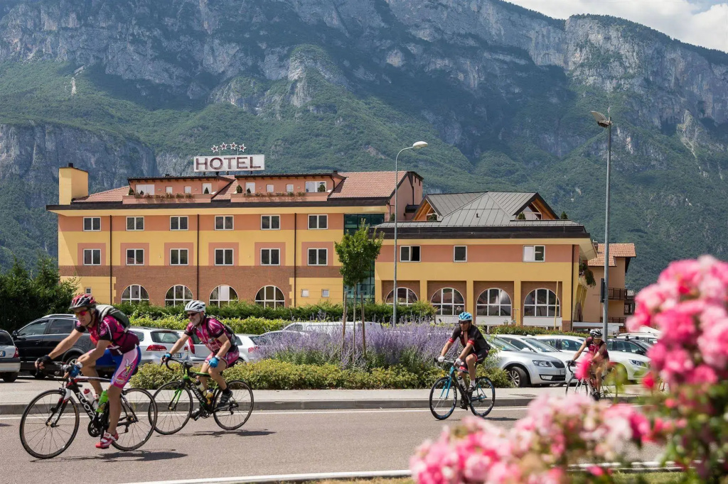 Sartori's Hotel - Général