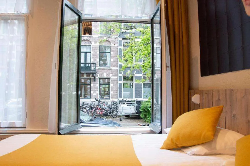 Asterisk Hotel — 3