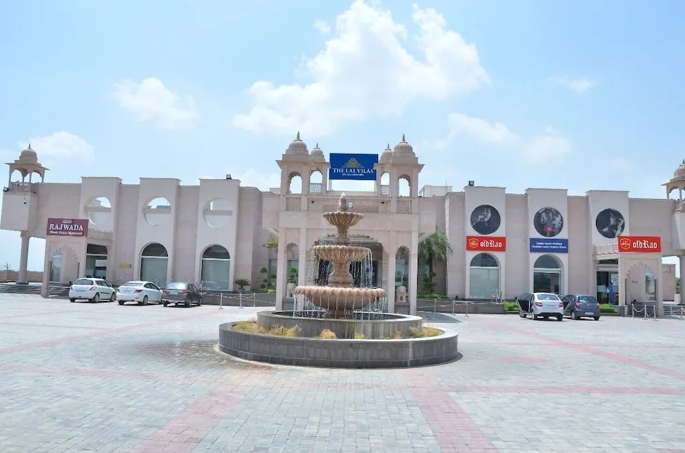 Golden Tulip Neemrana
