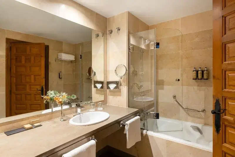 Parador de Malaga Gibralfaro - Chambres