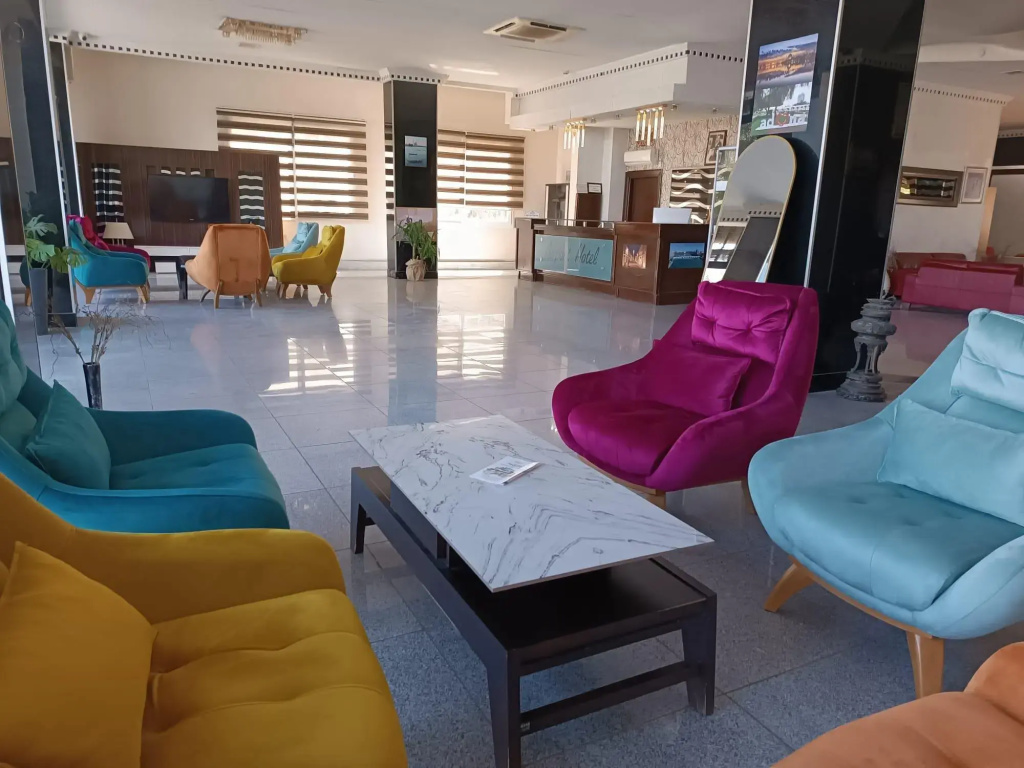 Airport Hotel - фото 9