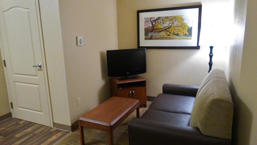 Двухместный люкс c 1 комнатой двуспальная кровать в Extended Stay America Suites - Dallas - Frankford Road