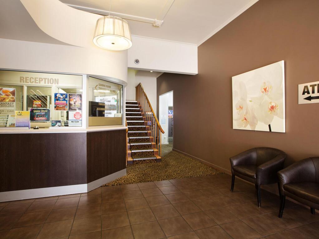 Rex Hotel by null