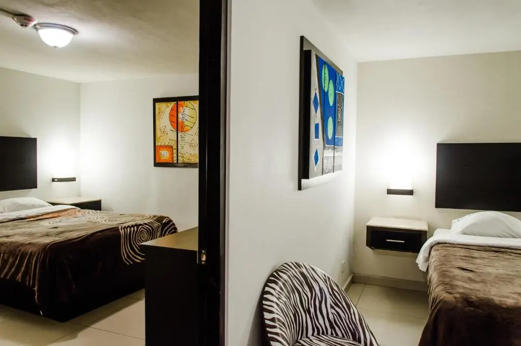 Standard Double Suite (full double bed)