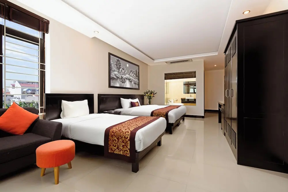 Triple Suite with balcony and with view