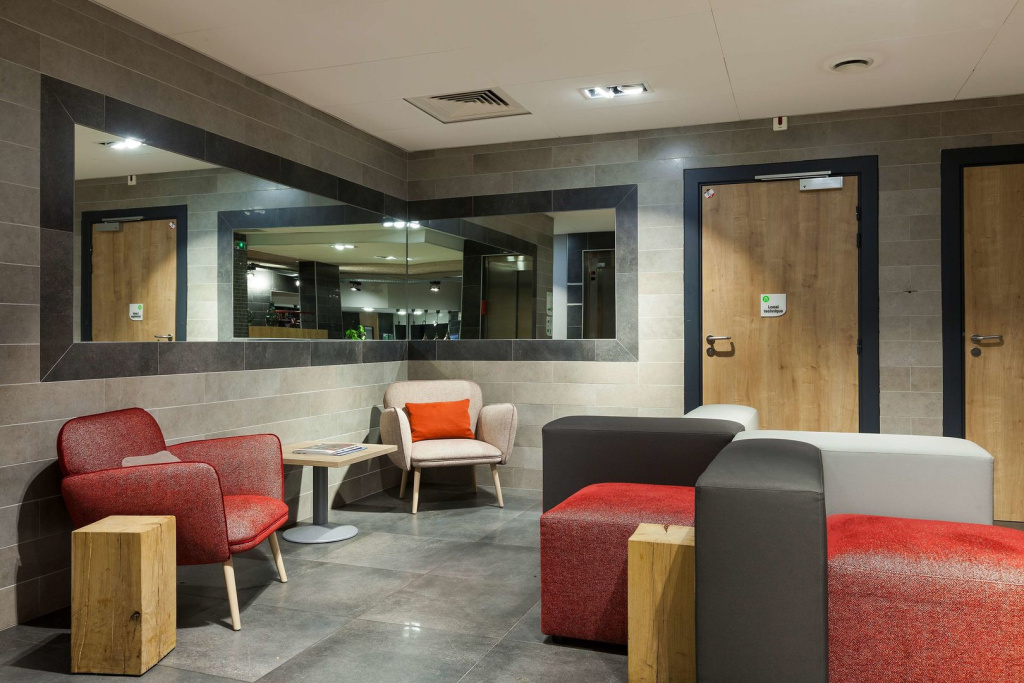 Voir la photo 2 — Hotel Campanile Metz Nord - Talange
