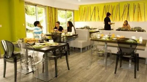 Food & Beverage