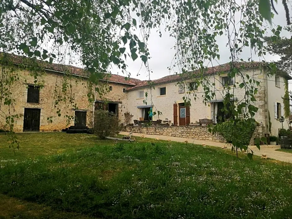 Les Granges de la Leigne, Ruffec