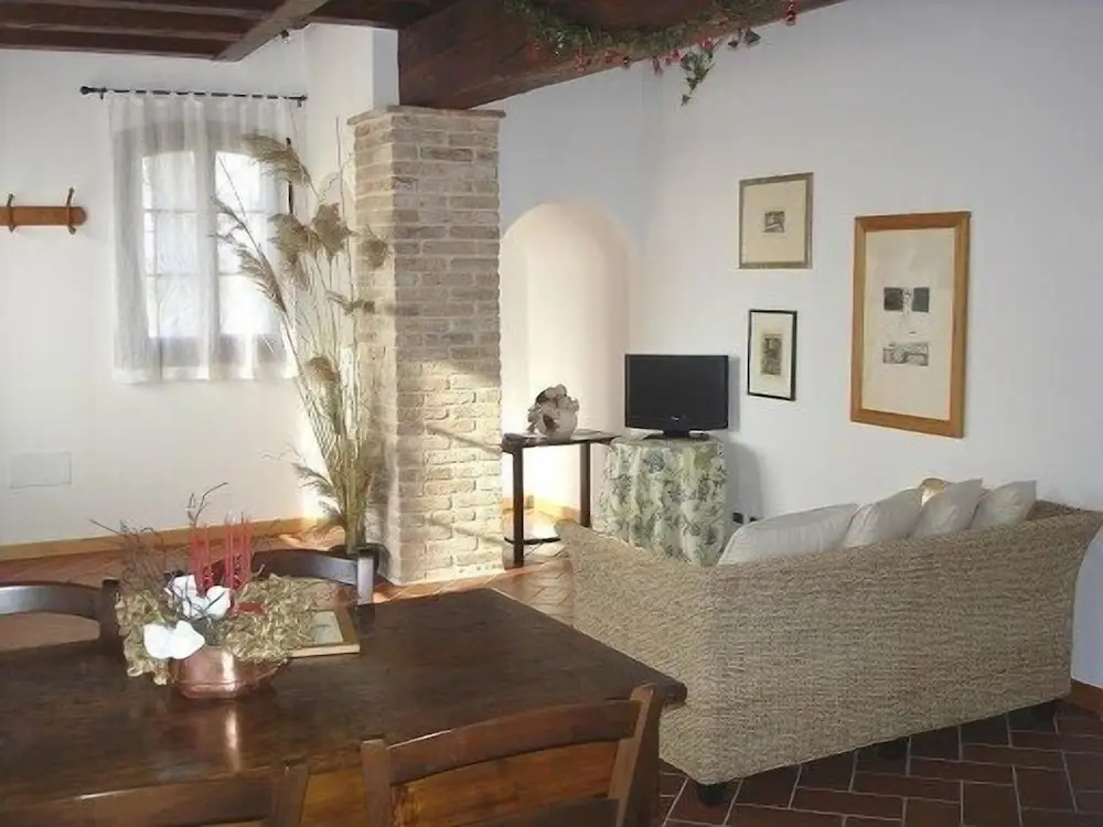 2 Bedrooms Deluxe Apartment