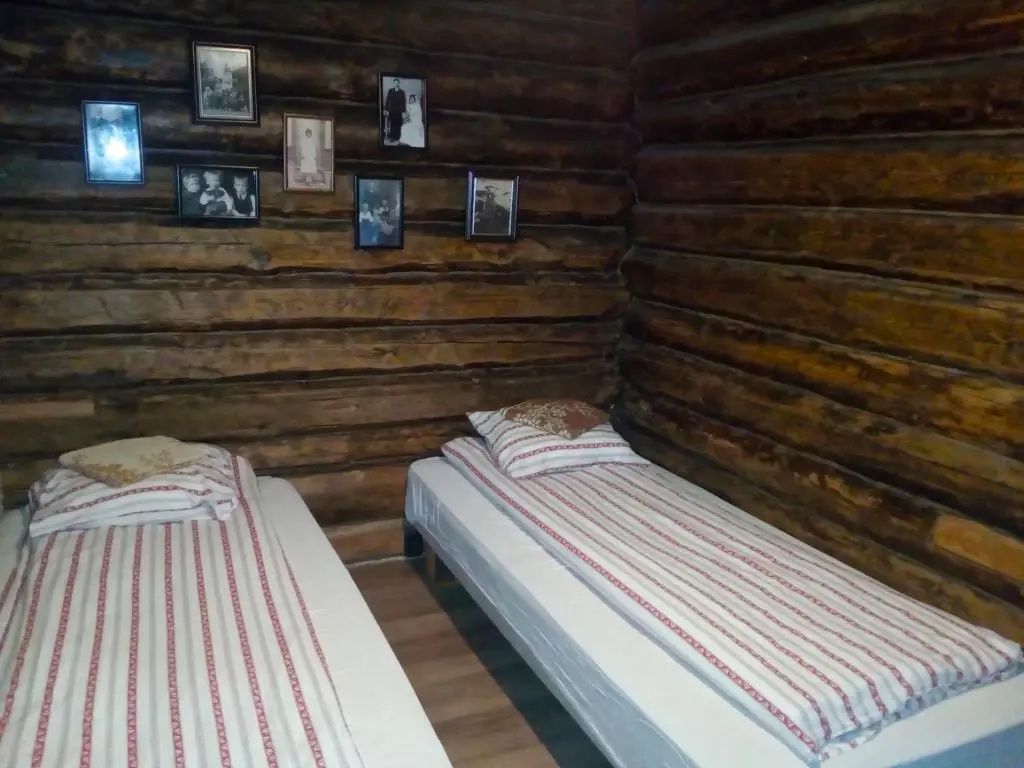 6 Bedrooms Cottage