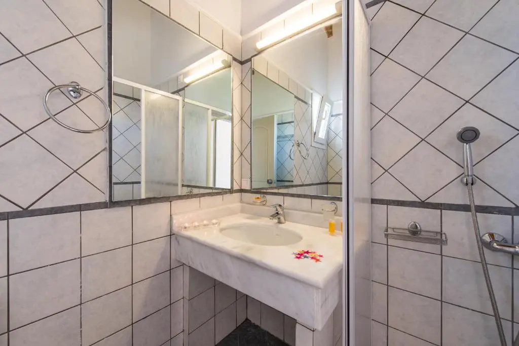 Standard Double room with balcony (twin beds)