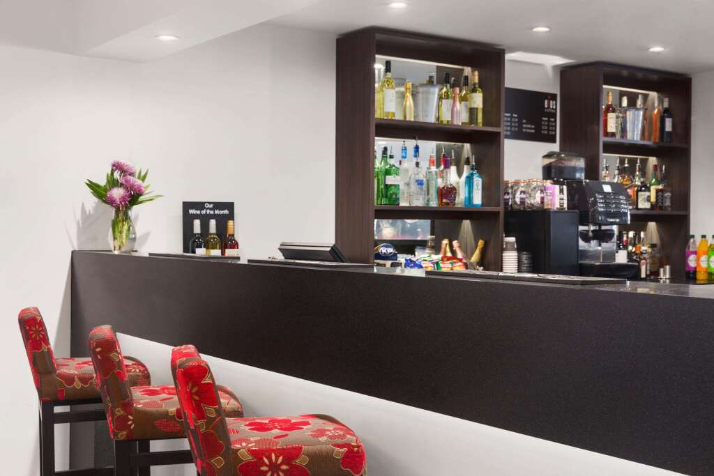 Ramada by Wyndham Milton Keynes - 6