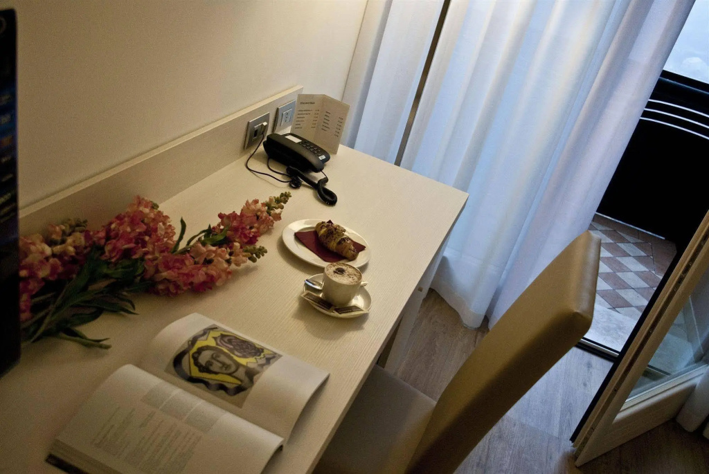 Hotel photo 12