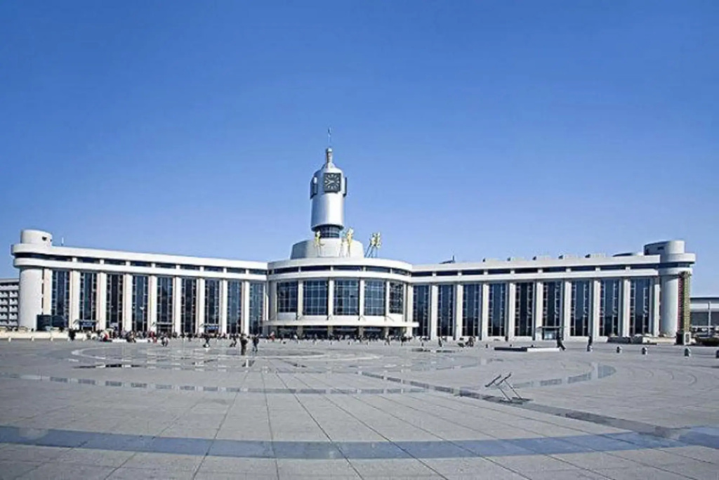 Elan Hotel Tianjin Railway Station - Général