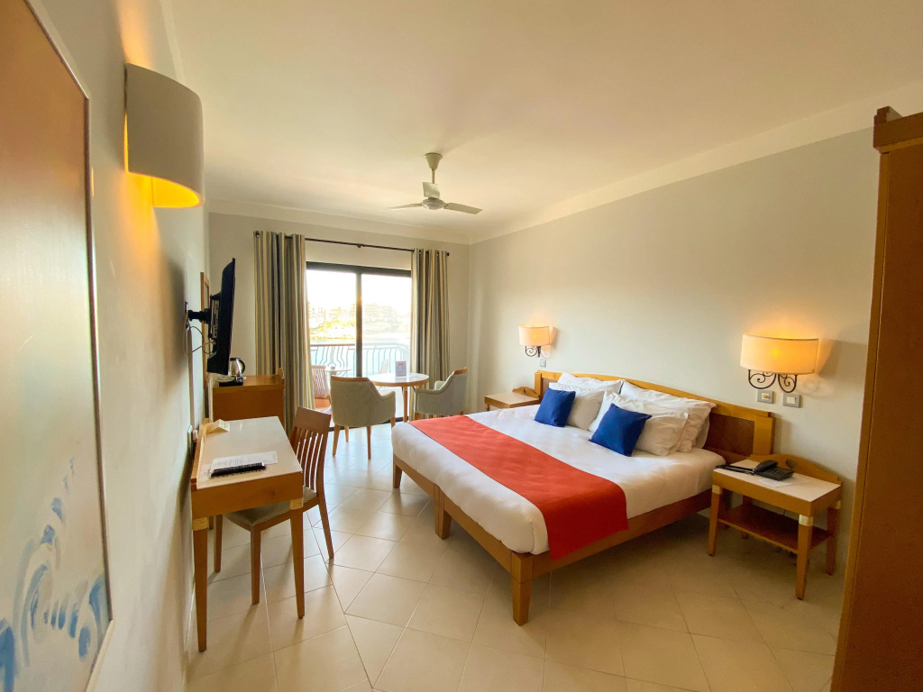Calypso Hotel — 2