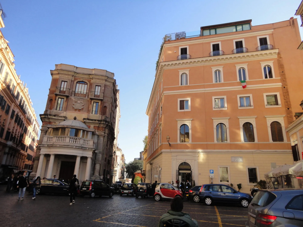 Hotel photo 1