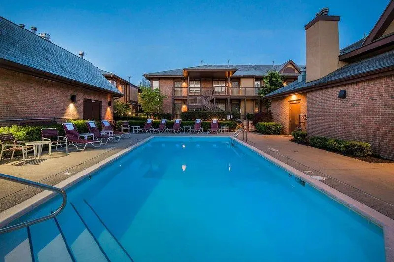 Cloverleaf Suites - Chambres