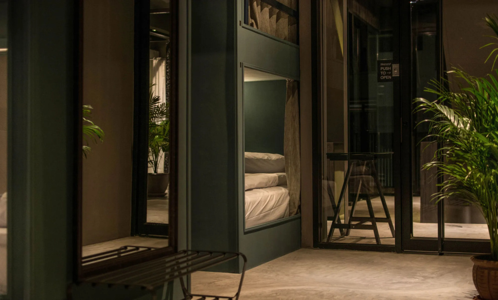 Отель Heyyyy Bangkok - Hostel в Бангкоке