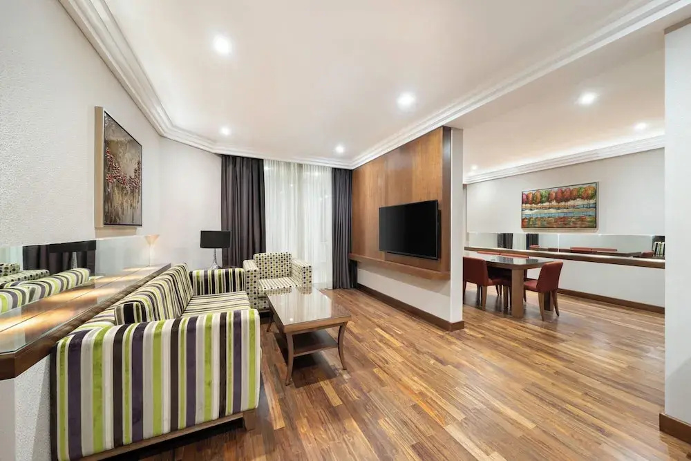 Hotel photo 5