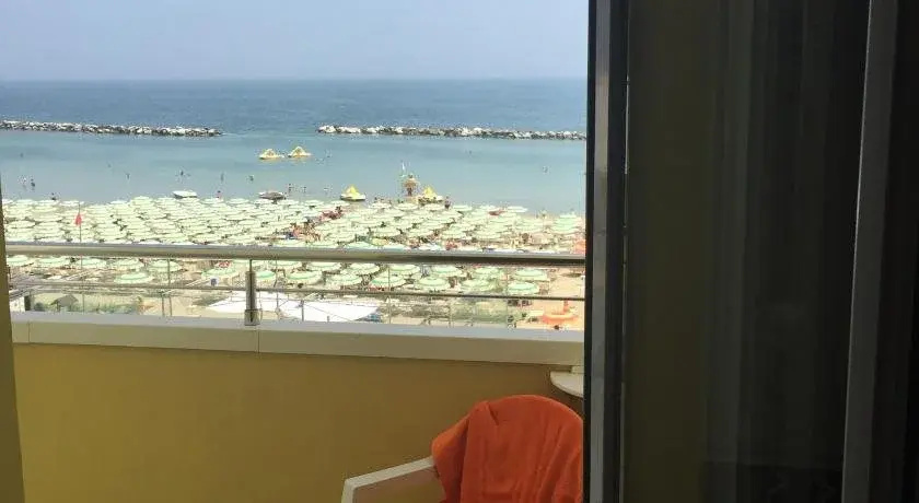 Beach & Waterfront