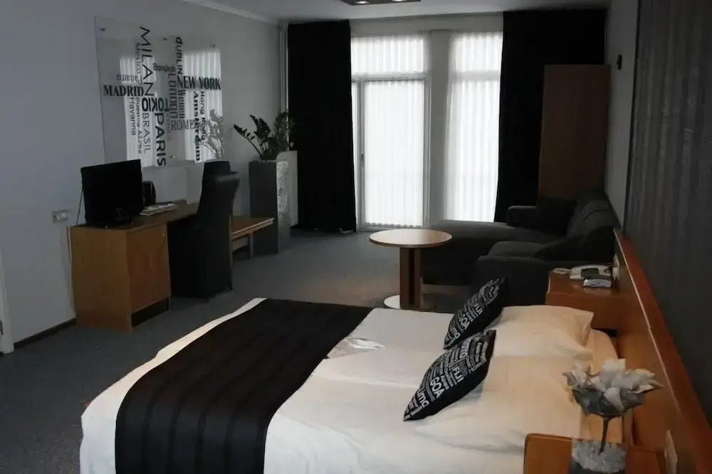 Hotel Royal - Chambres