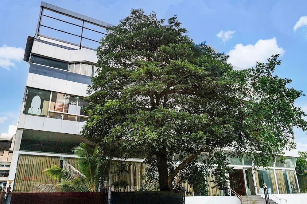 Blissful Stays at Hadapsar Pune
