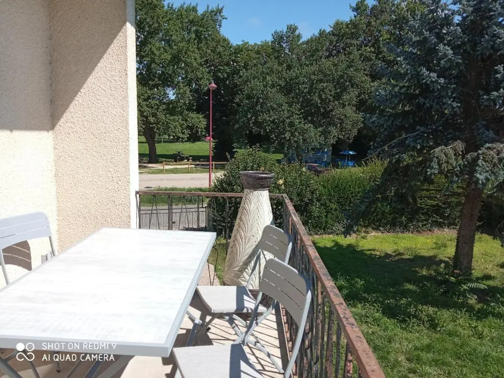 4 Bedrooms Cottage