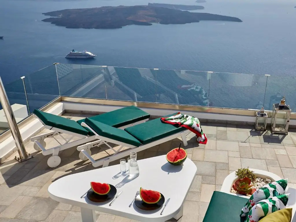 2 Bedrooms Villa with mountain view