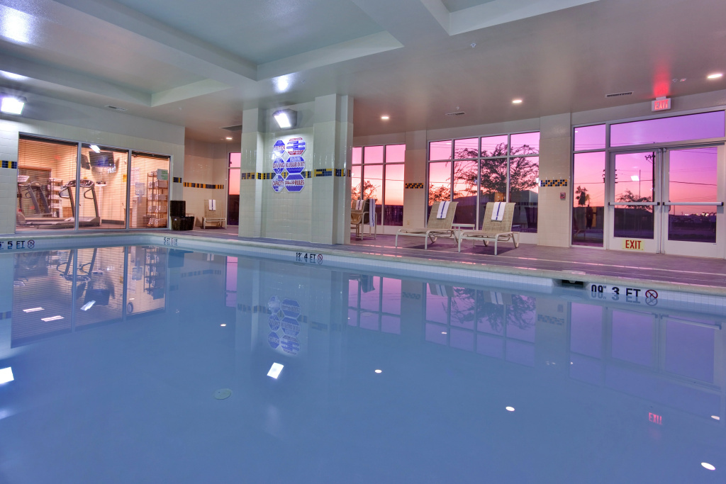 Holiday Inn & Suites Bakersfield by IHG - Général