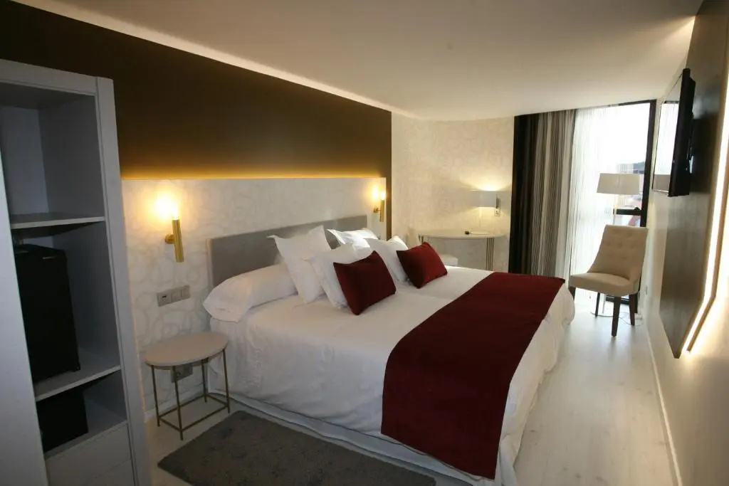 Hotel Cardenal - Chambres