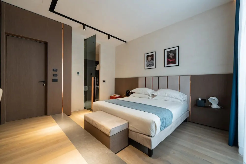 Superior room