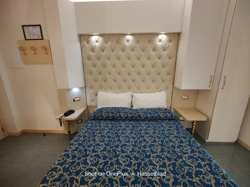 Hotel Ambassador - Chambres